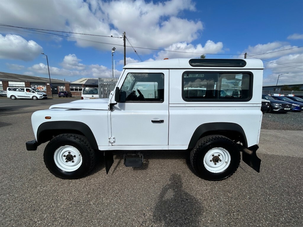 Land Rover Defender 2.2 Station Wagon Tdci 2.2 WF13LKV White #4