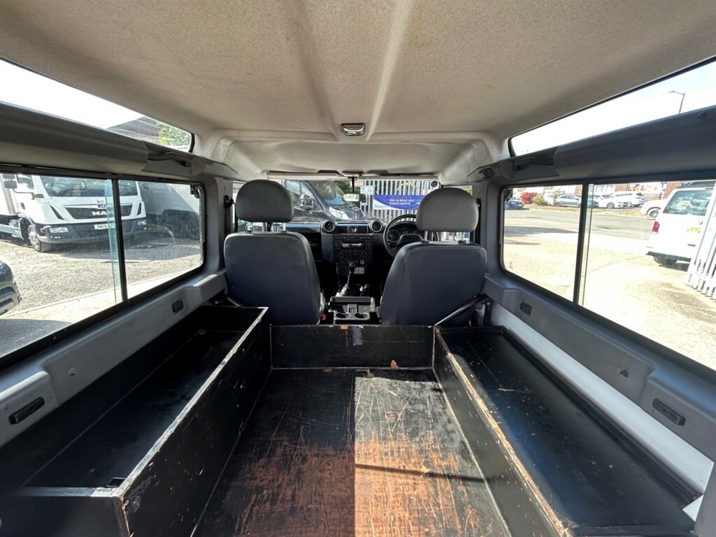 Land Rover Defender 2.2 Station Wagon Tdci 2.2 White #6