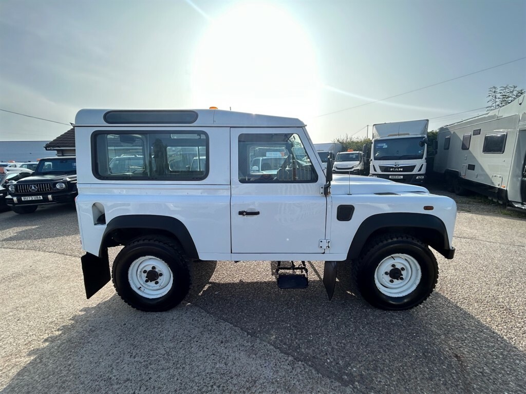 Land Rover Defender 2.2 Station Wagon Tdci 2.2 White #6