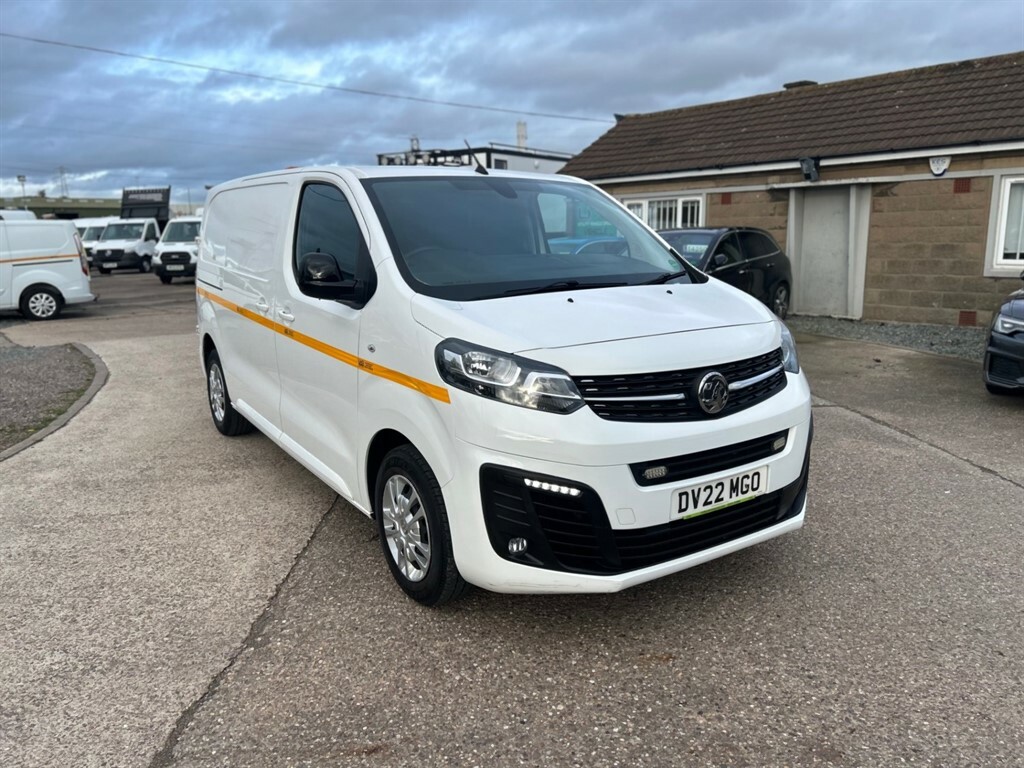 Vauxhall Vivaro 2.0 3100 Sportive H1 Van White