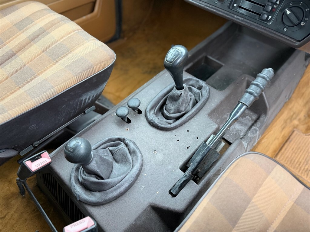 Mercedes-Benz G Class On Silver #13