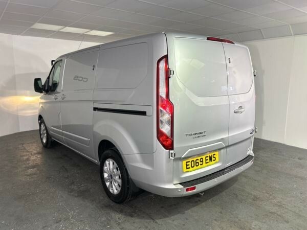 Ford Transit Custom 2.0 Ecoblue Low Roof Limited Van EO69EWS Silver #6