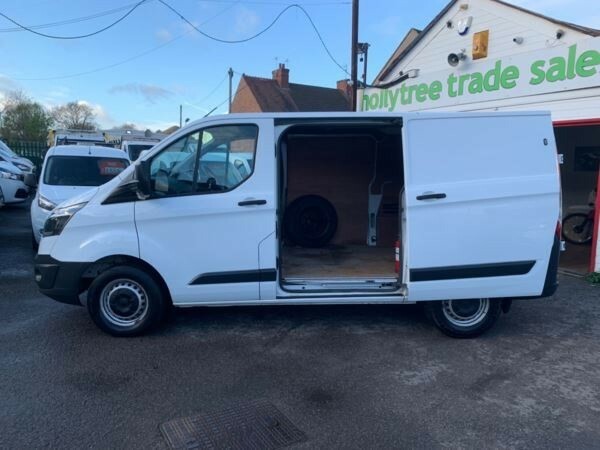 Ford Transit Custom 2.0 130Ps Low Roof Van MJ67ZHG White #3