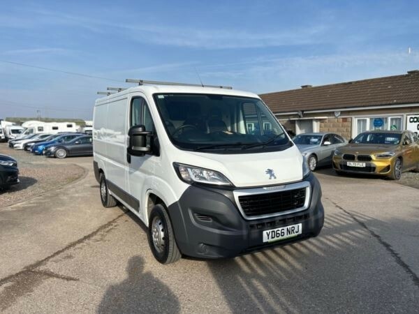 Peugeot Boxer 2.0 Bluehdi H1 Van White