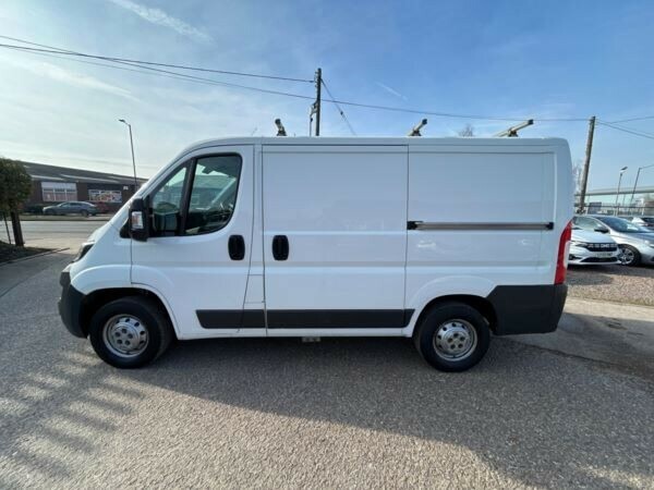 Peugeot Boxer 2.0 Bluehdi H1 Van White #4