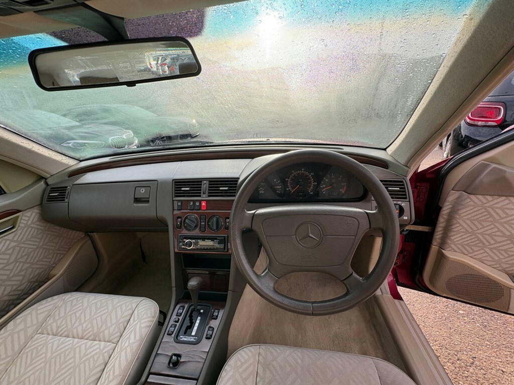 Mercedes-Benz C Class 2.0 C200 Elegance #17