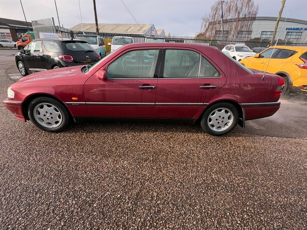 Mercedes-Benz C Class 2.0 C200 Elegance #7