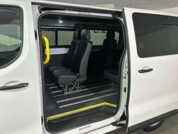 Seat  1.5 1000 Bluehdi 100 9 Seat Minibus Enterprise Edi CF23LWK  #6