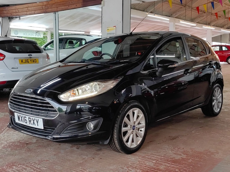 Ford Fiesta 1.0T Ecoboost Titanium Hatchback WX16RXY Black #3