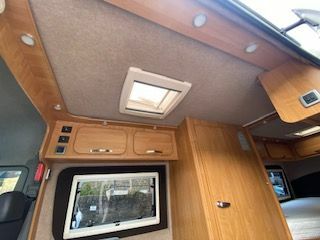 Volkswagen Crafter White #24