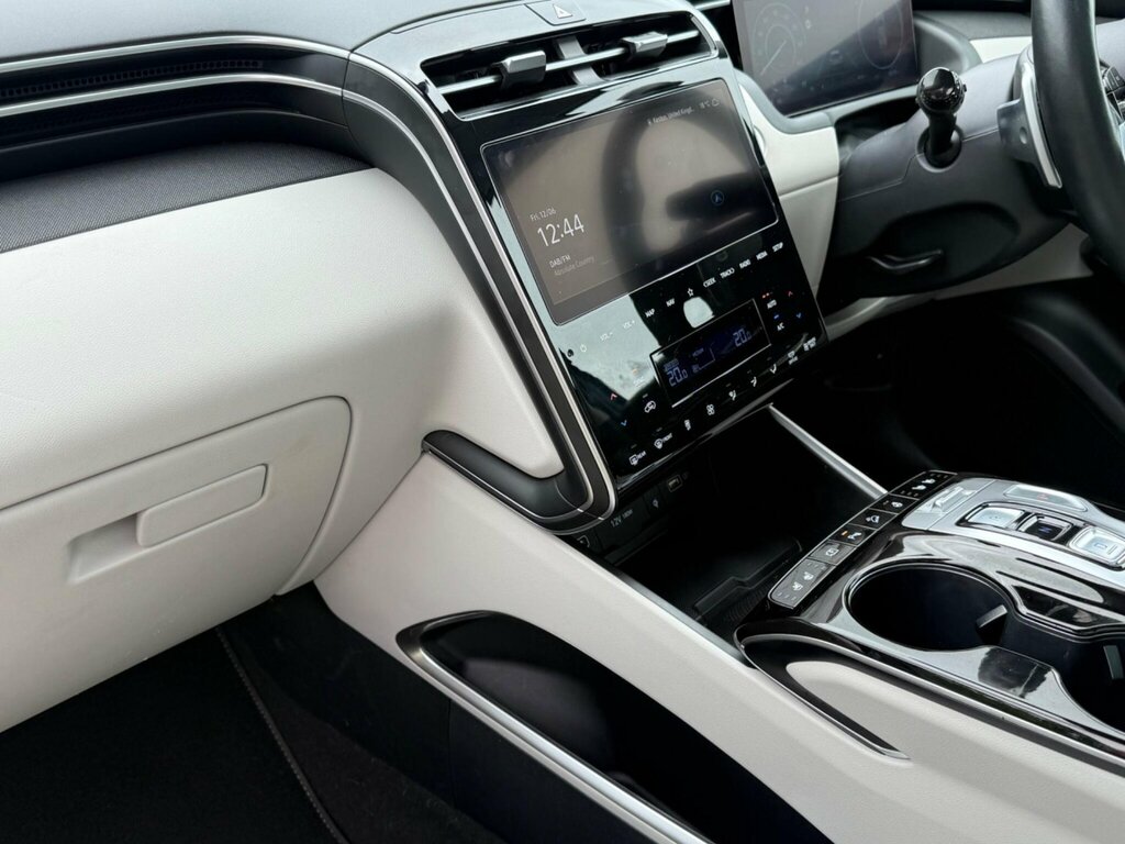 Hyundai Tucson Ultimate Black #24