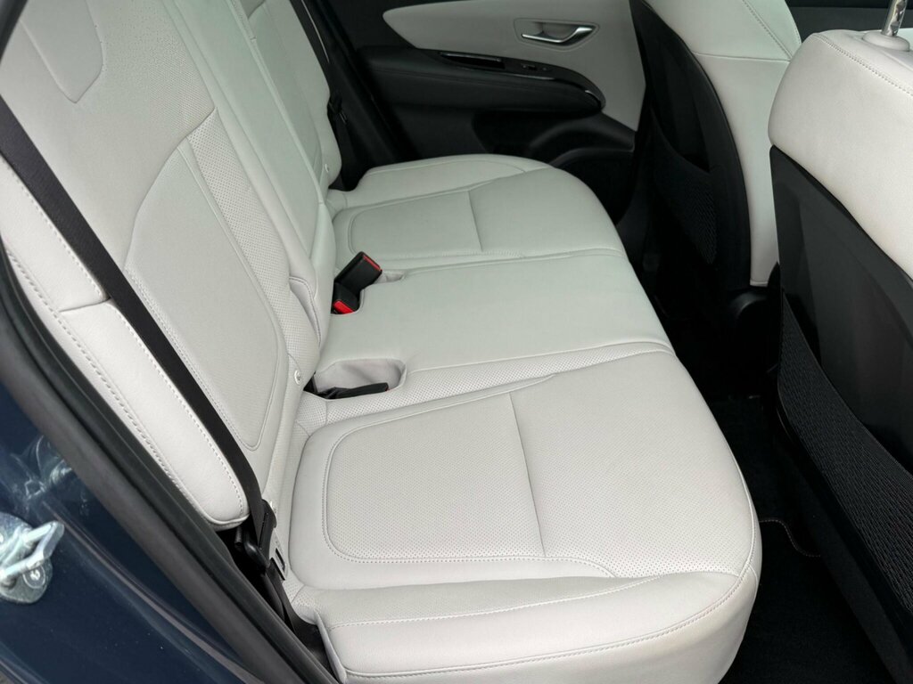 Hyundai Tucson Ultimate Black #27