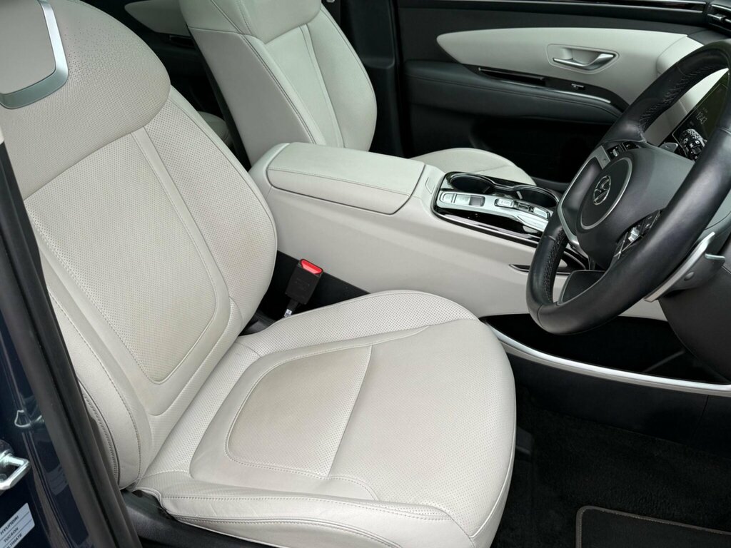 Hyundai Tucson Ultimate Black #17