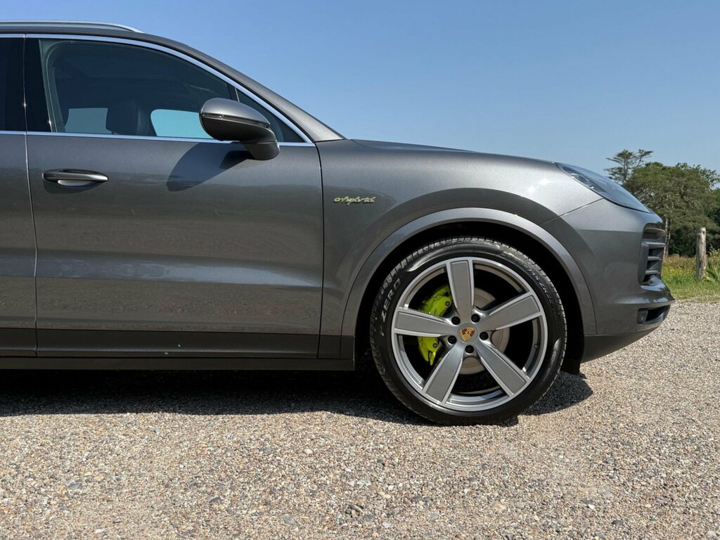 Porsche Cayenne S Tiptronic S White #15