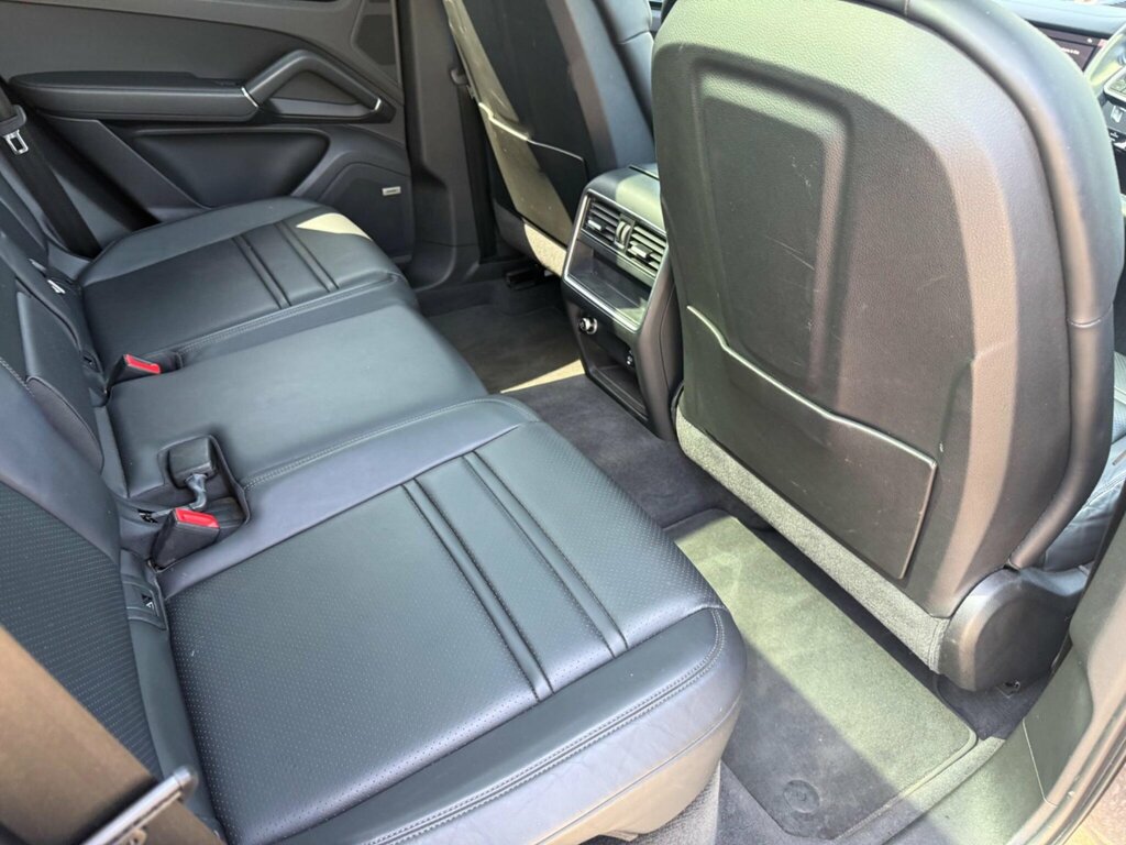 Porsche Cayenne S Tiptronic S White #22