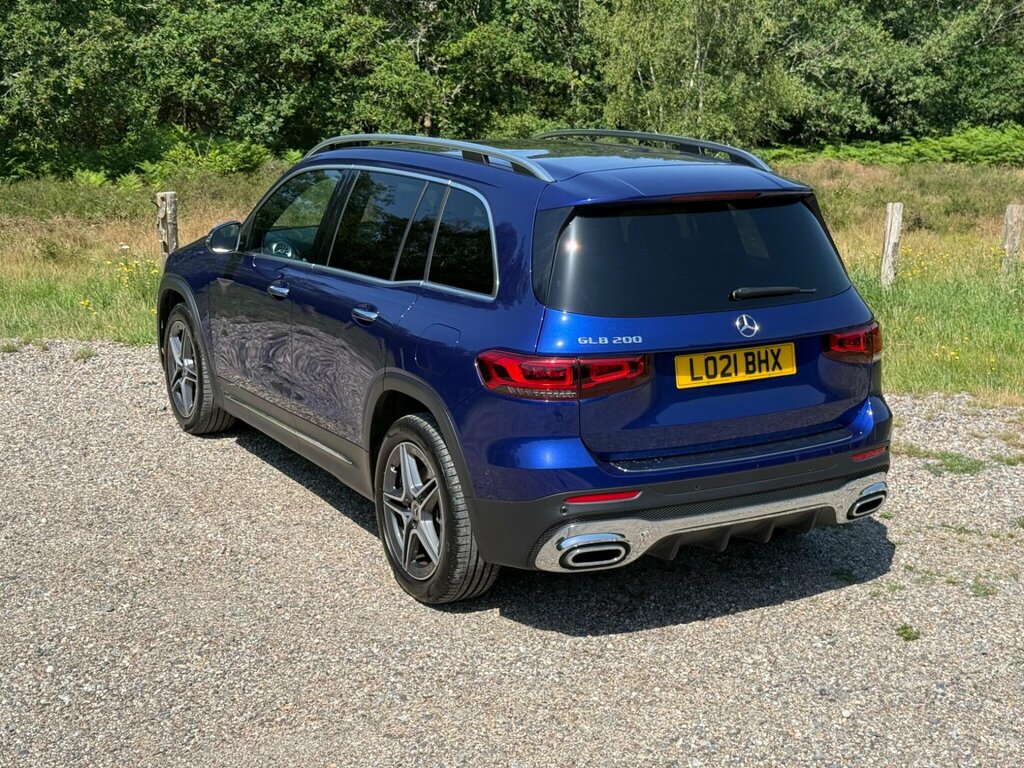 Mercedes-Benz GLB Class Glb 200 Amg Line Premium Blue #11