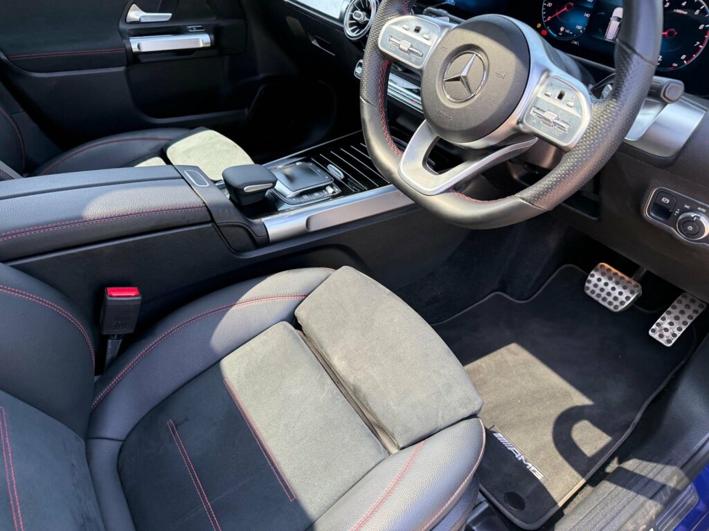 Mercedes-Benz GLB Class Glb 200 Amg Line Premium Blue #19