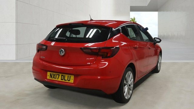 Vauxhall Astra 1.4I Energy Hatchback Red #3