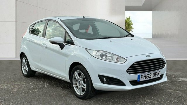 Ford Fiesta 1.0T Ecoboost Zetec Hatchback White