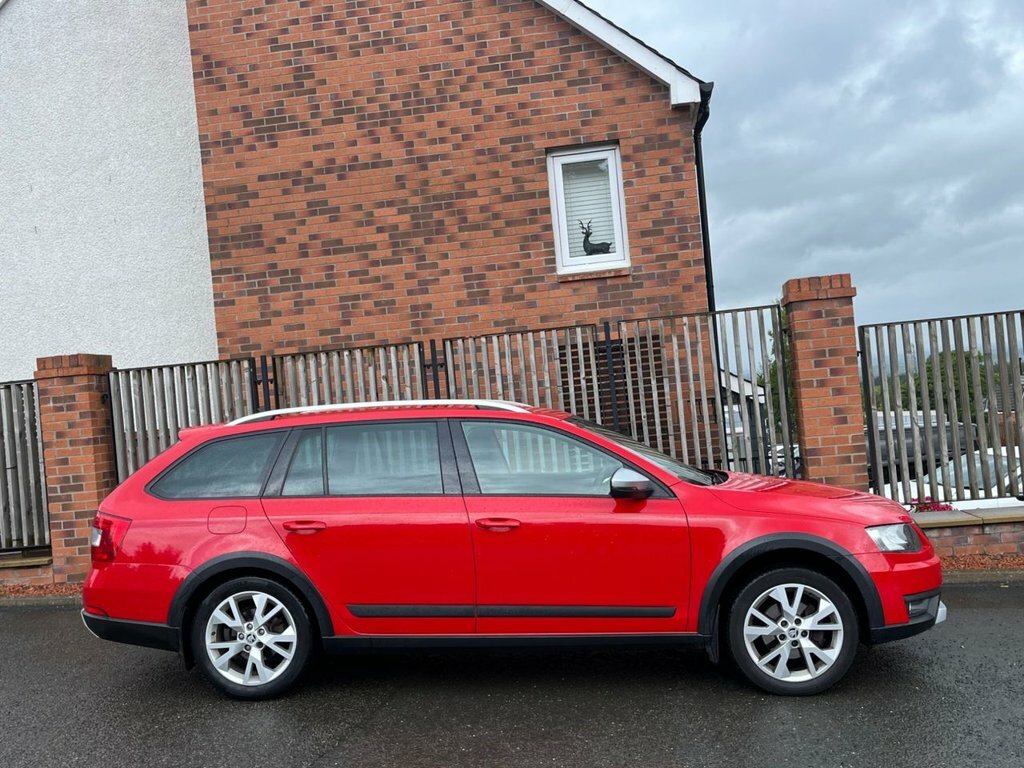 Skoda Octavia 2L Scout PF15HJN Red #2