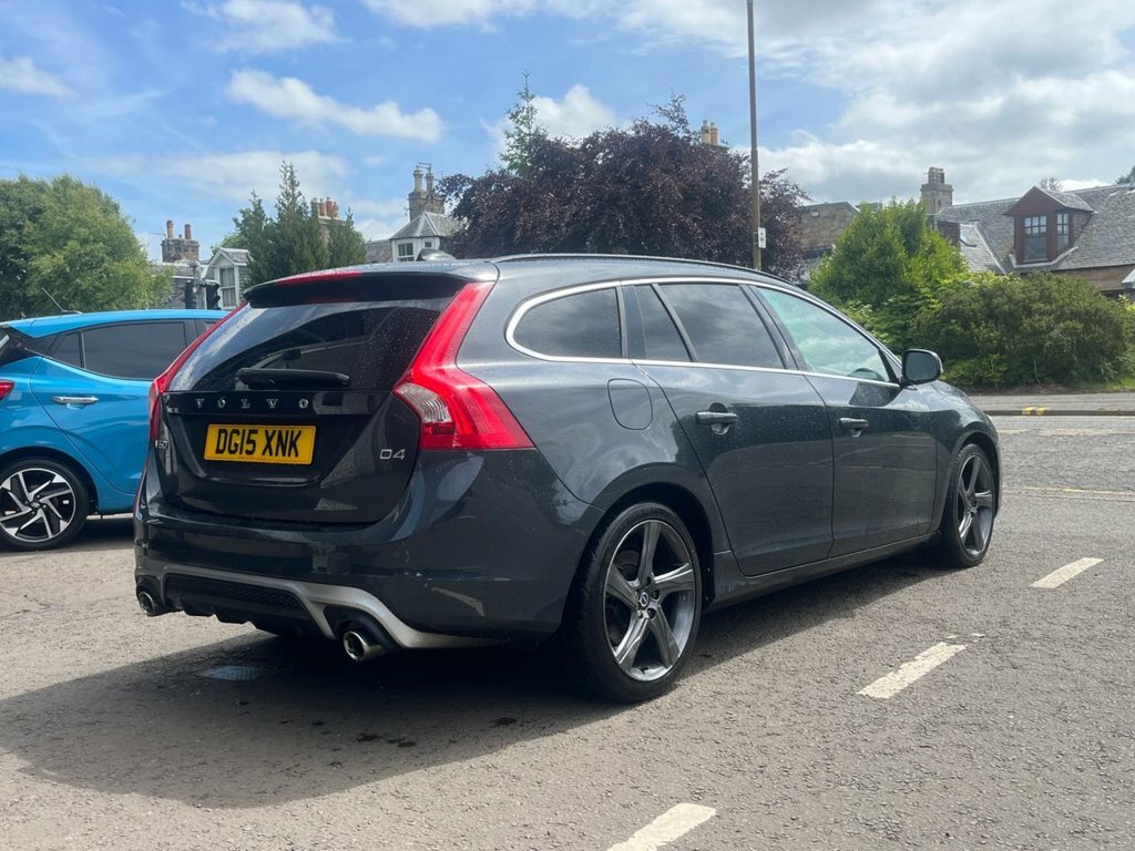 Volvo V60 2.0 D4 Se Lux Silver #3