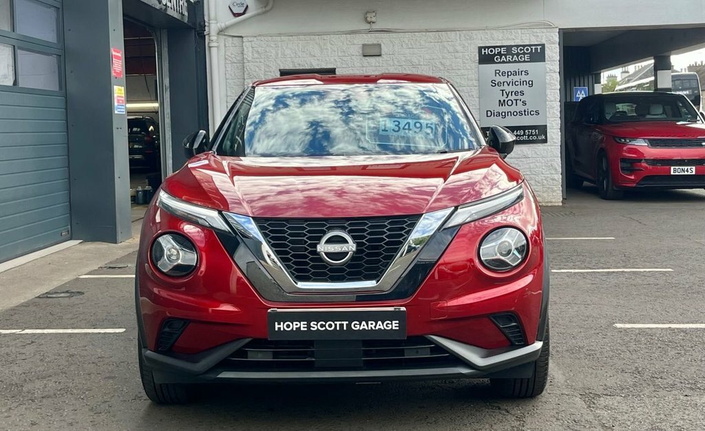 Nissan Juke 1L N-connecta Red #4