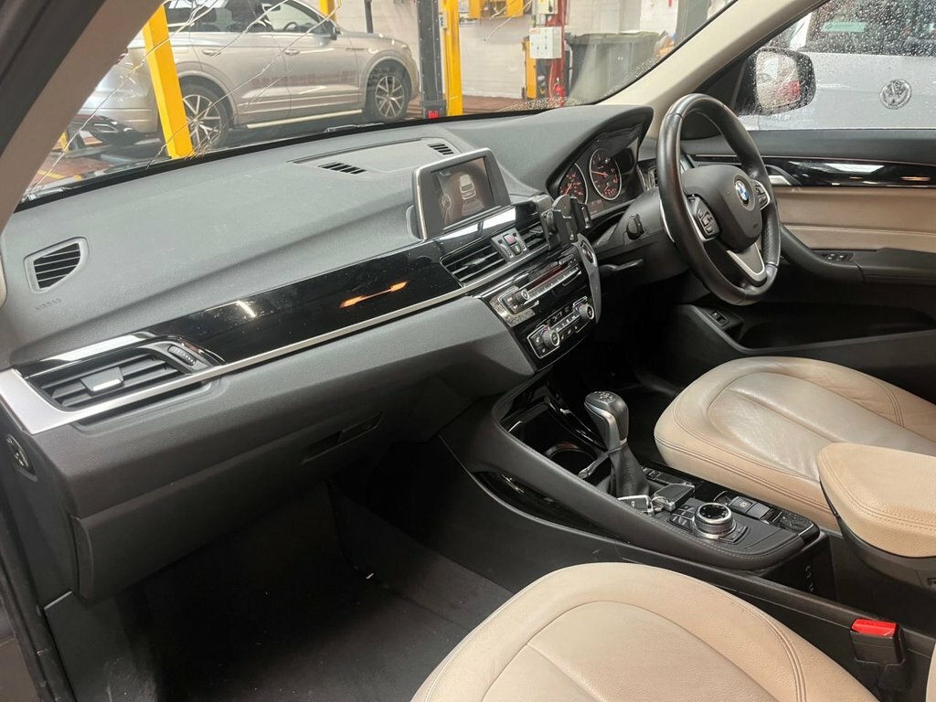 BMW X1 2L Xline Grey #6