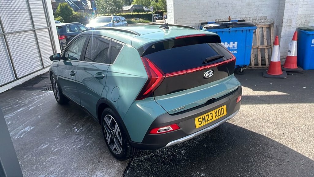 Hyundai Bayon 1L Premium Green #2