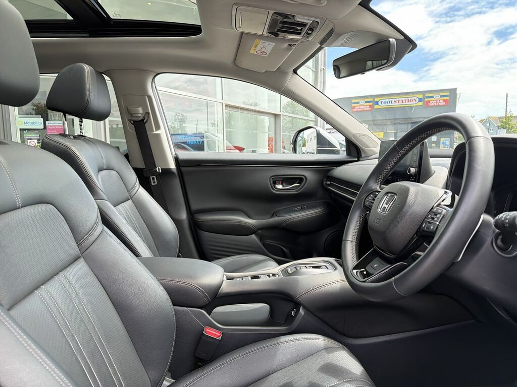 Honda Zr-V Advance White #25