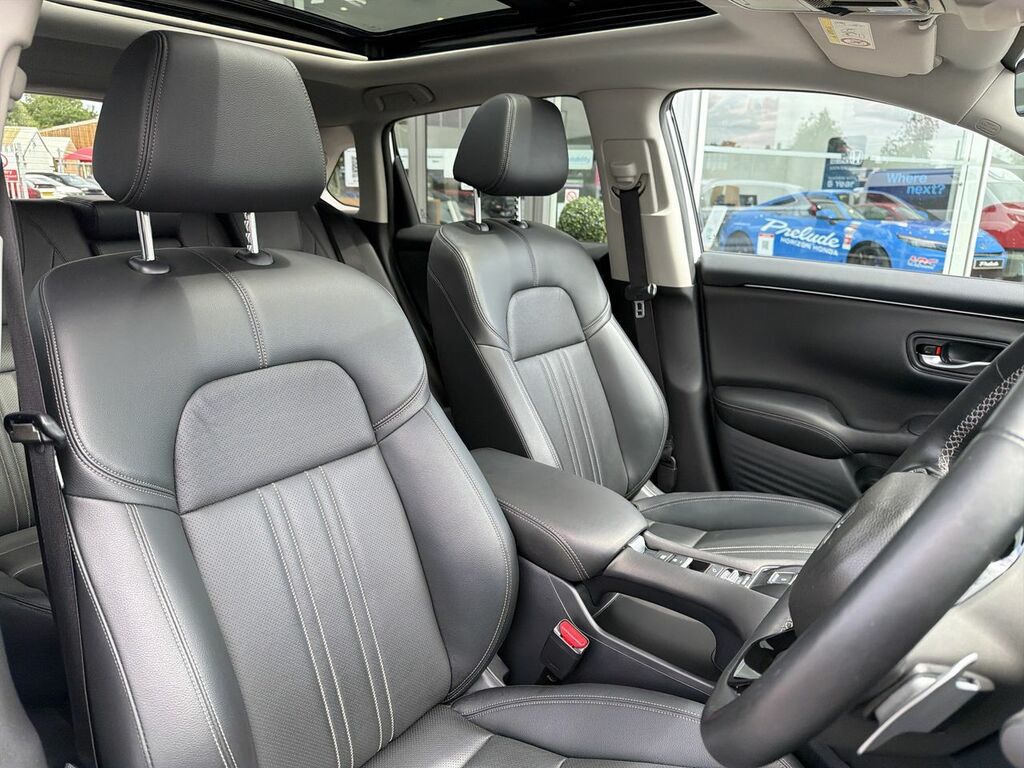 Honda Zr-V Advance White #24