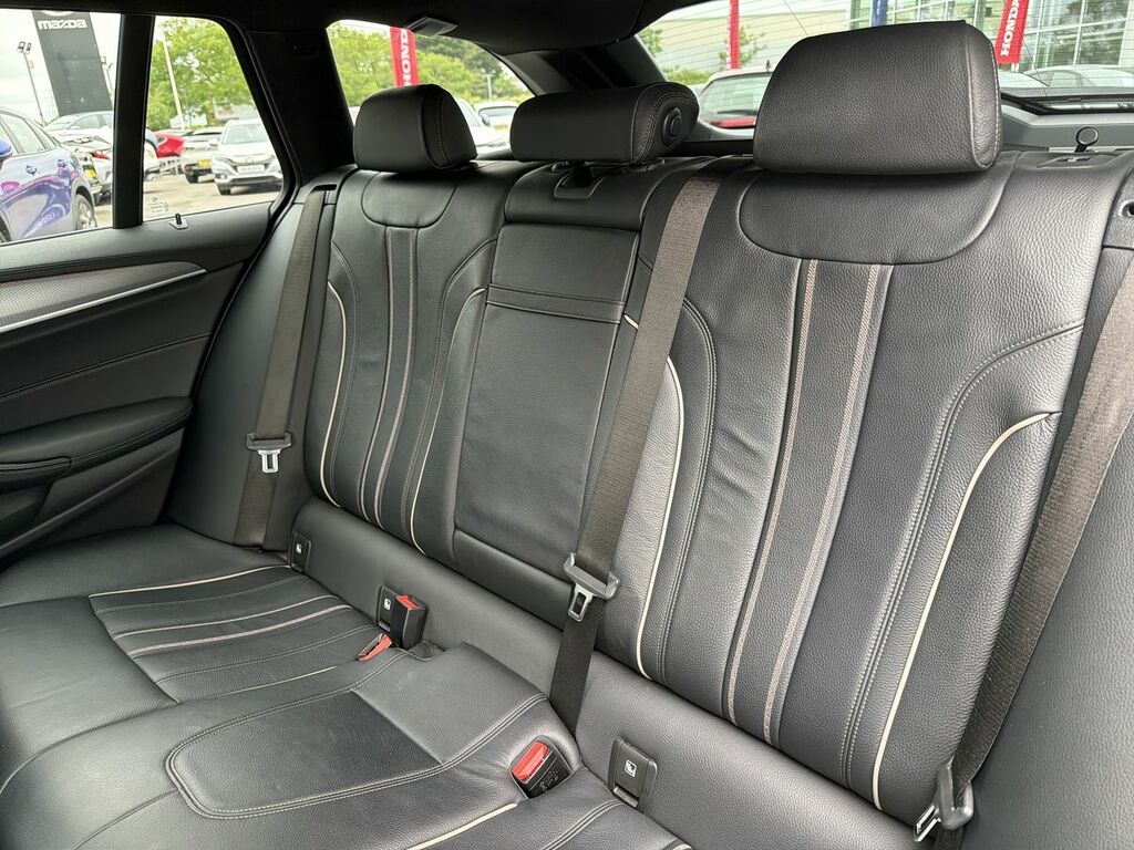 BMW 5 Series 530D Xdrive M Sport Techplus Pack White #8