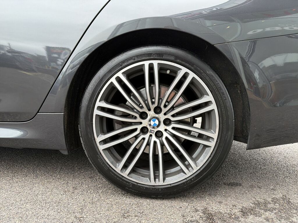 BMW 5 Series 530D Xdrive M Sport Techplus Pack White #9