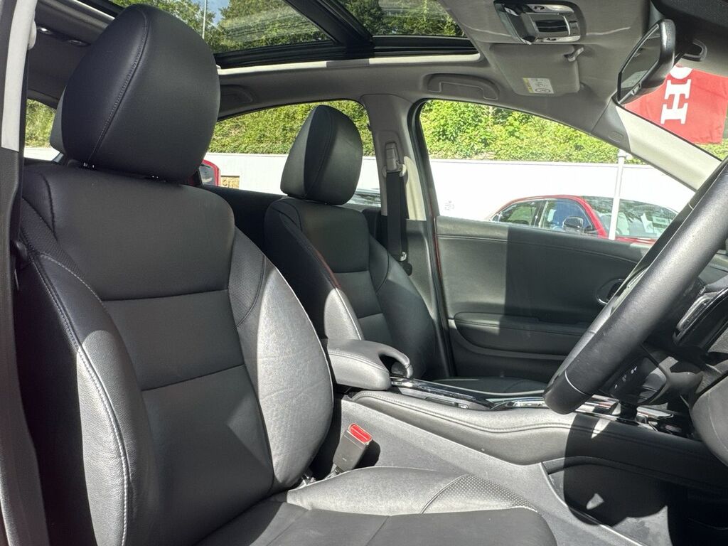 Honda Hr-V Se Navi Red #25