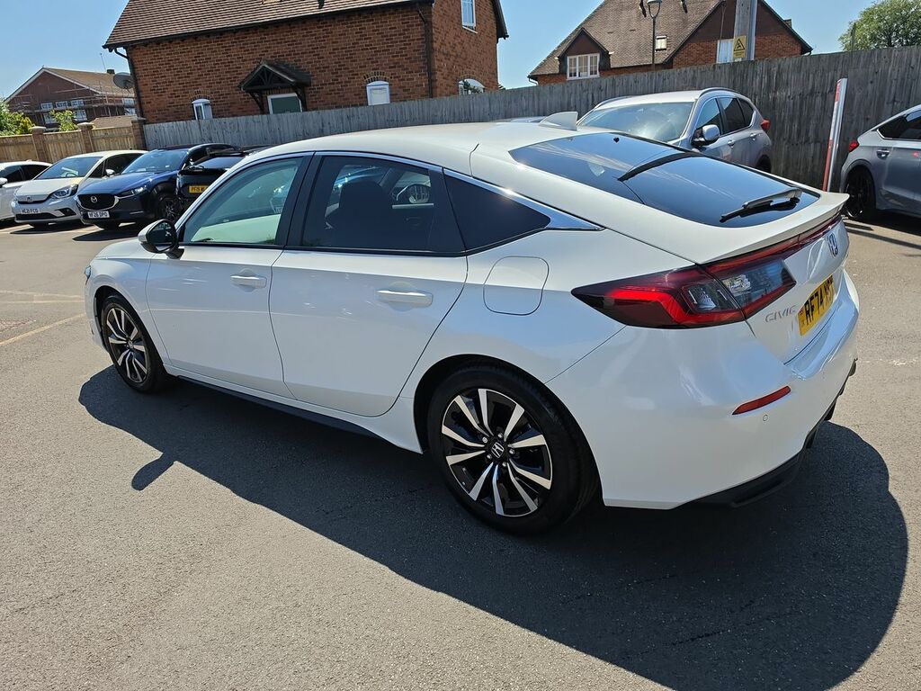 Honda Civic 2.0 H I-mmd Elegance Hatchback Hybrid E White #5