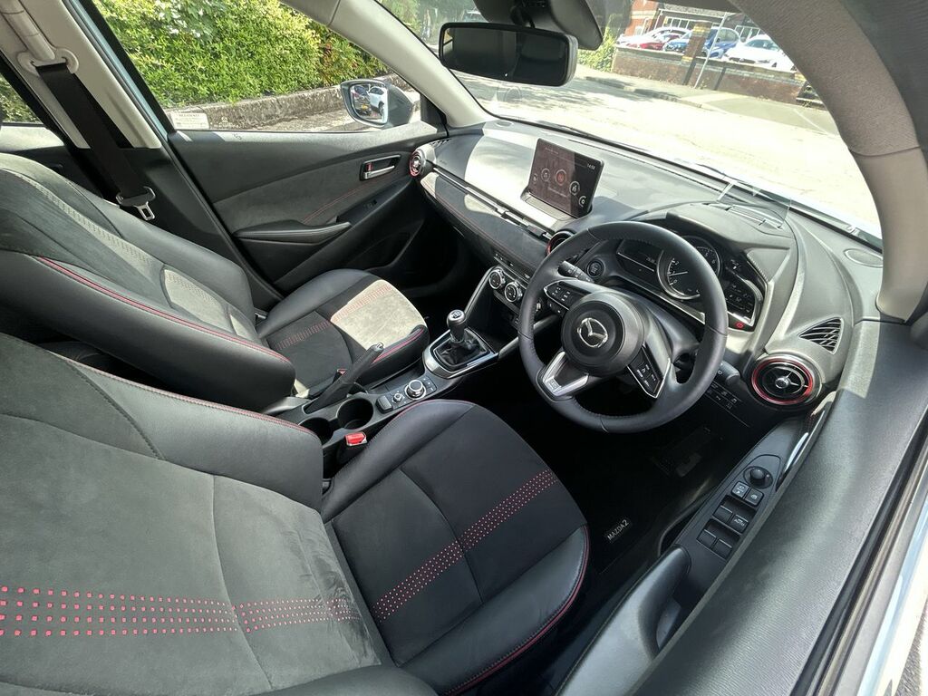 Mazda 2 1.5 E-skyactiv G Mhev Homura Aka Hatchback Pet Blue #2