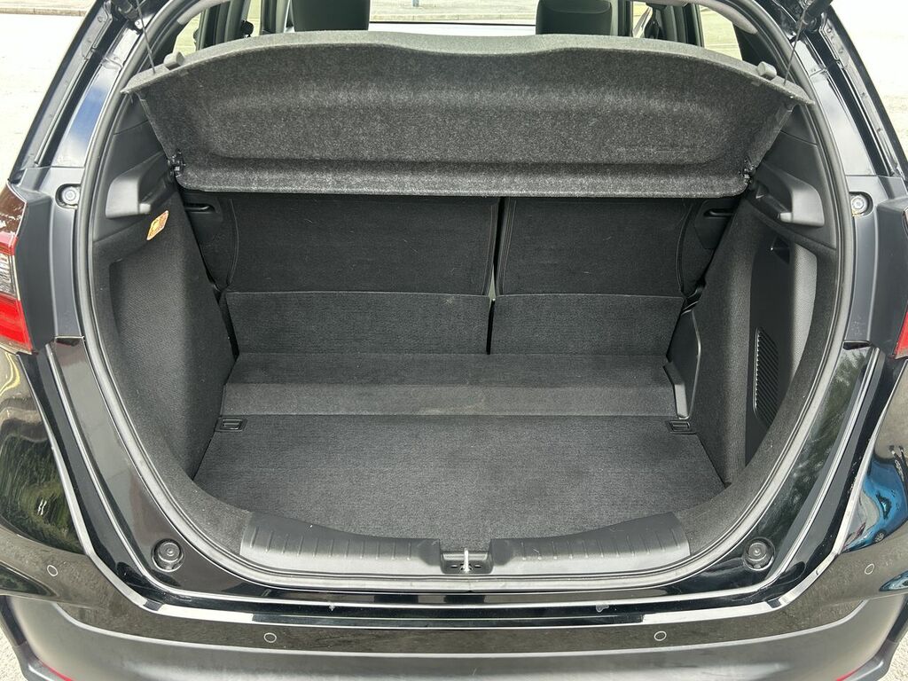 Honda Jazz Crosstar Advance White #22