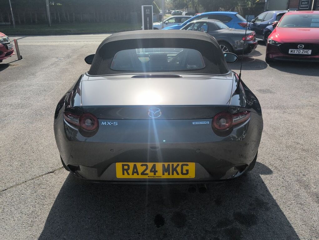 Mazda MX-5 1.5 132 Exclusive-line Black #14
