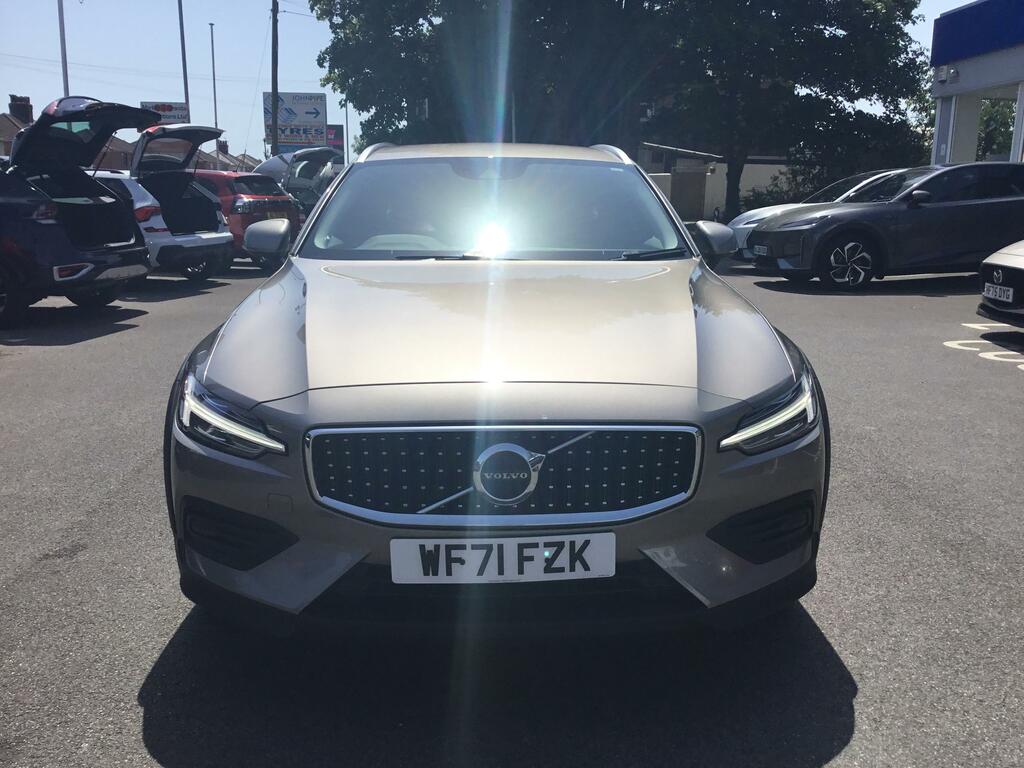 Volvo V60 Cross Country 2.0 B4 Mhev Estate Hybrid Awd Euro Grey #4