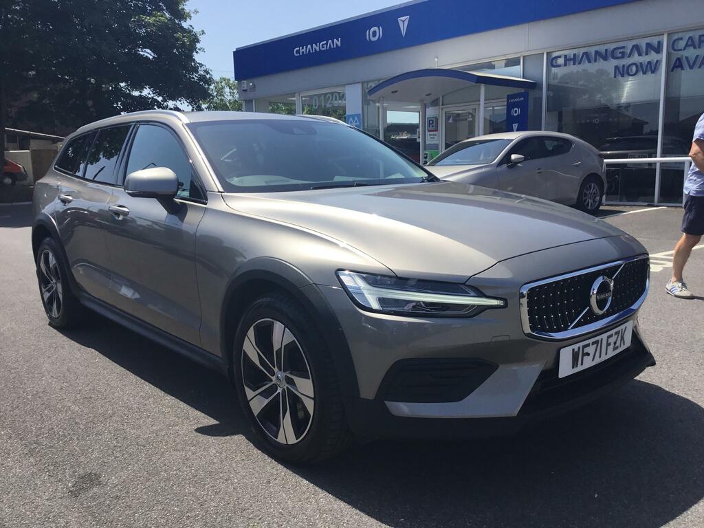 Volvo V60 Cross Country 2.0 B4 Mhev Estate Hybrid Awd Euro Grey #3