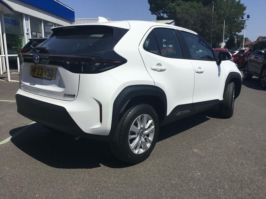 Toyota Yaris Cross 1.5 Vvt-h Icon Suv Hybrid E-cvt Euro 6 White #3