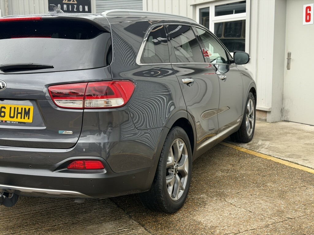Kia Sorento Suv Black #12