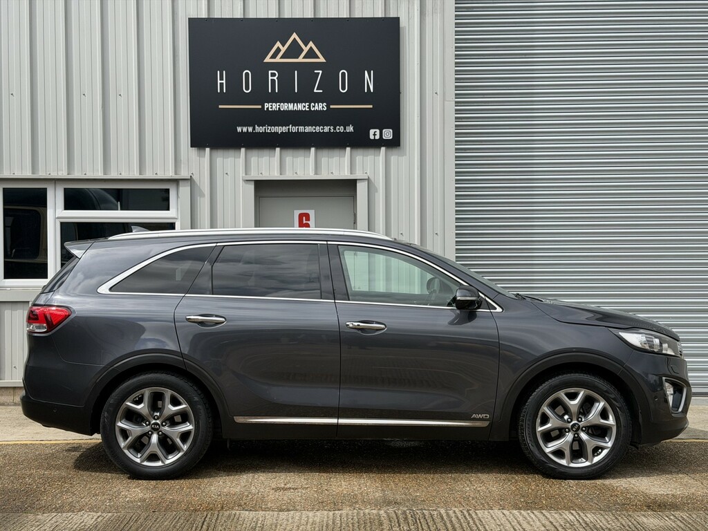 Kia Sorento Suv Black #8