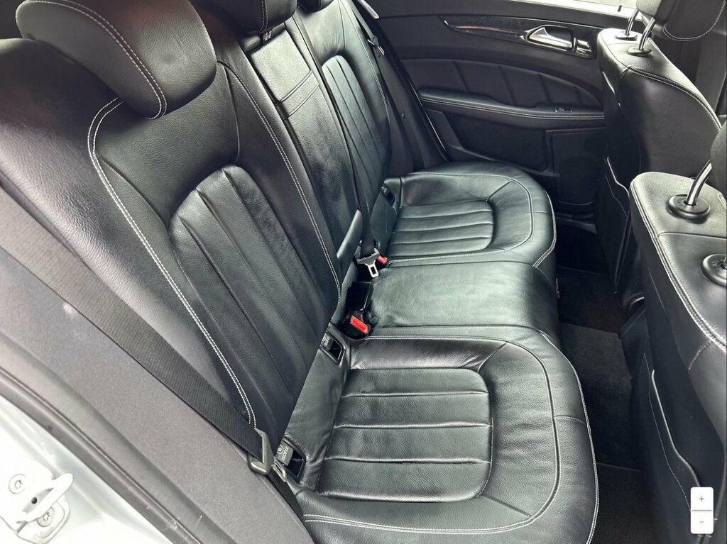 Mercedes-Benz CLS 3.0 Cls350d V6 Amg Line Shooting Brake G-tronic E Silver #6