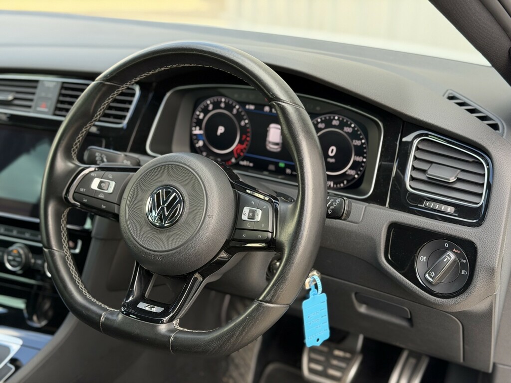 Volkswagen Golf Hatchback 2.0 Tsi Bluemotion Tech R 201717 WH17GYF White #2