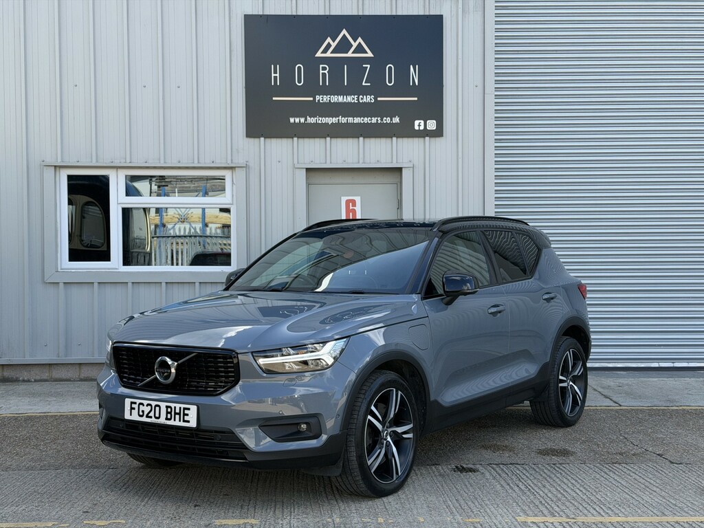 Volvo XC40 1.5 R-design T5 Twin Engine Grey #4