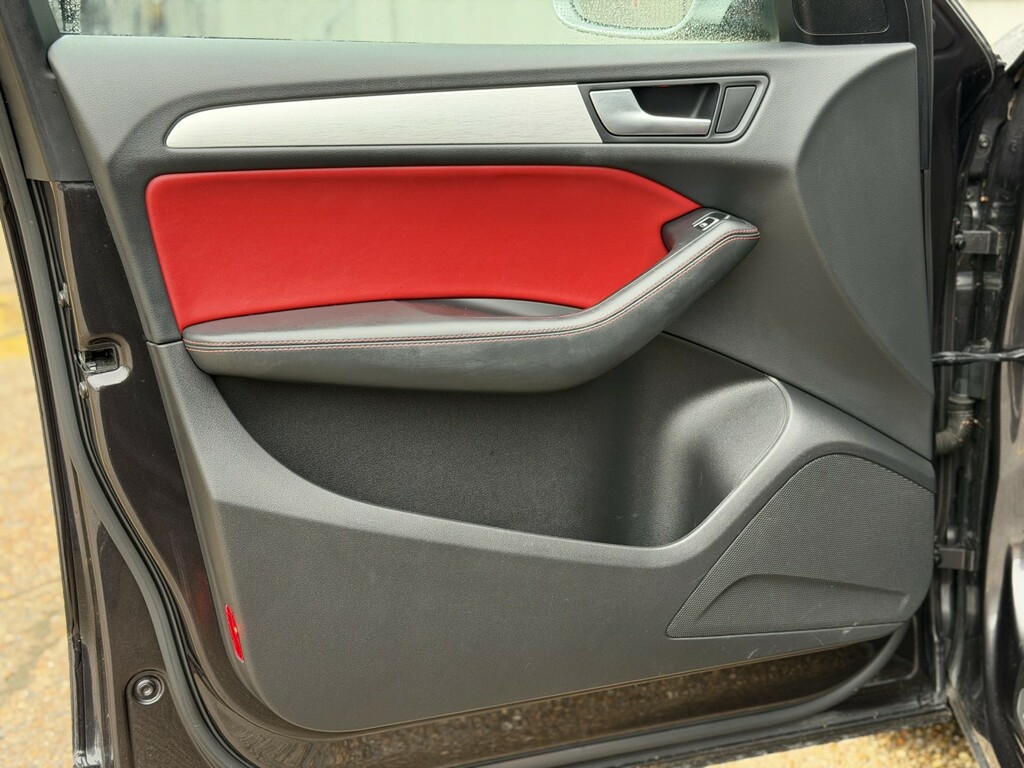 Audi SQ5 Automatic Blue #42