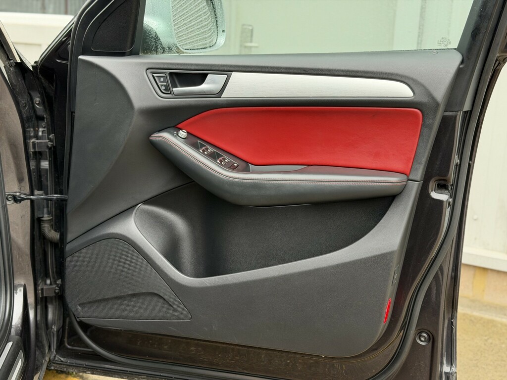 Audi SQ5 Automatic Blue #22