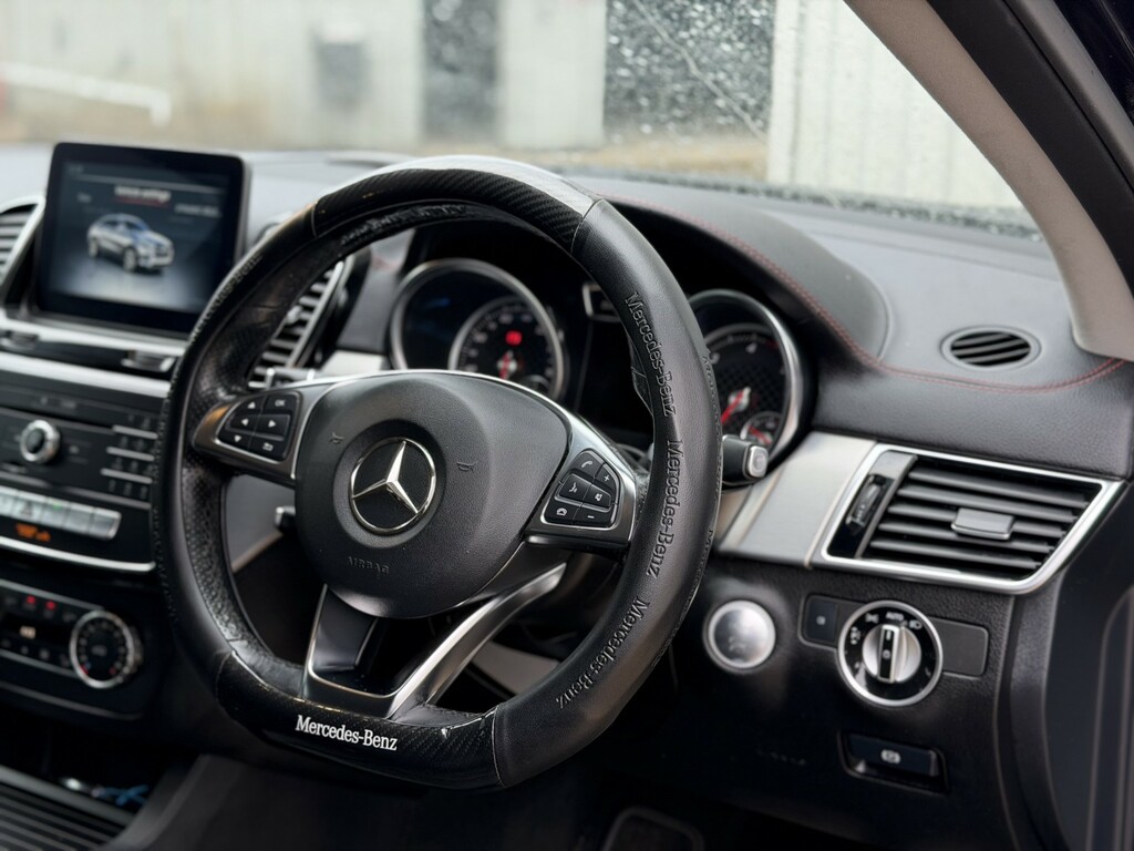 Mercedes-Benz GLE Class 3.0 Gle350d V6 Amg Line Black #3