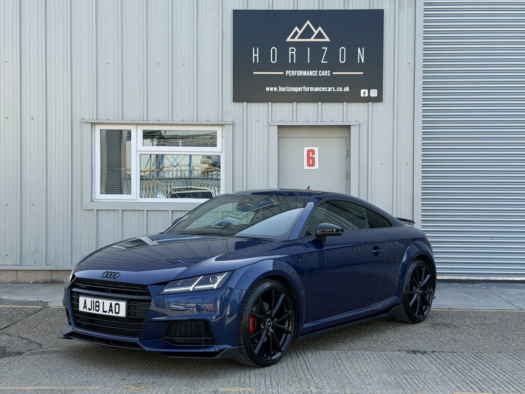 Audi TT 2.0 Tfsi Black Edition Blue #4