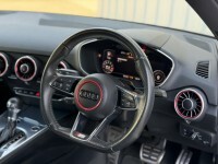 Audi TT 1.8T Fsi Black Edition S Tronic White #58